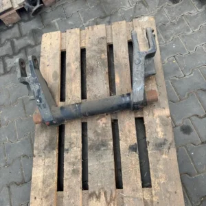 Deutz-Fahr Agrotron elevator shaft