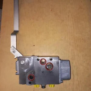 Deutz doppeltwirkendes Steuergerät 4006-13006 07